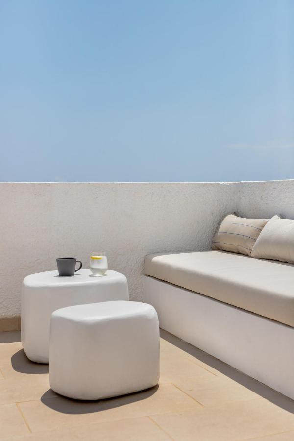 Voca Hotel & Suites Kamári Zewnętrze zdjęcie